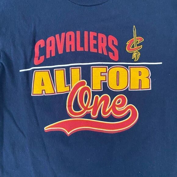 Cleveland Cavs youth M short sleeve t-shirt navy blue - Picture 2 of 7